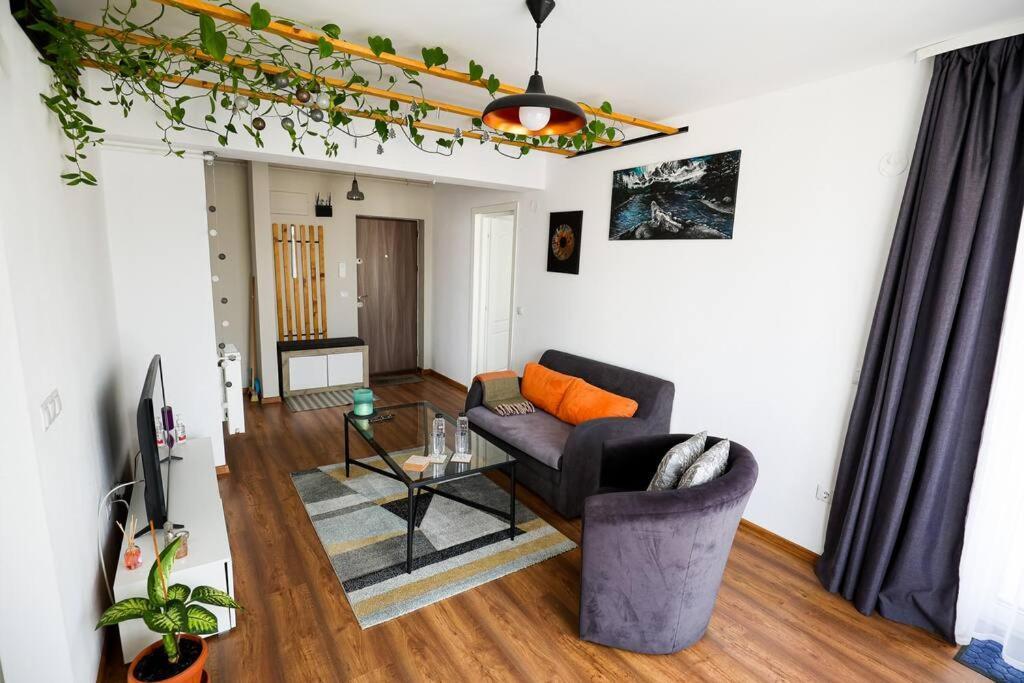 Modern Condo With Parking, Sibiu Ngoại thất bức ảnh